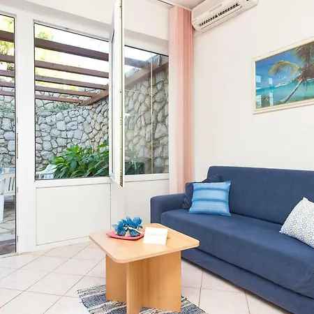 2-bedroom 300m From In